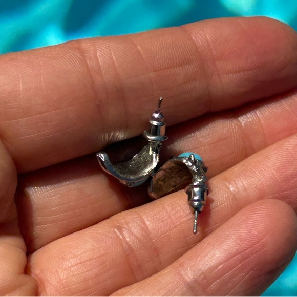 Silver and faux Turquoise Feather Earrings - Picture 5 of 5